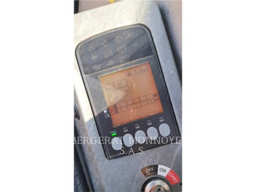 Yanmar SV100-2 PB حفارات صغيرة أقل من 7 طن (حفارات صغيرة)
