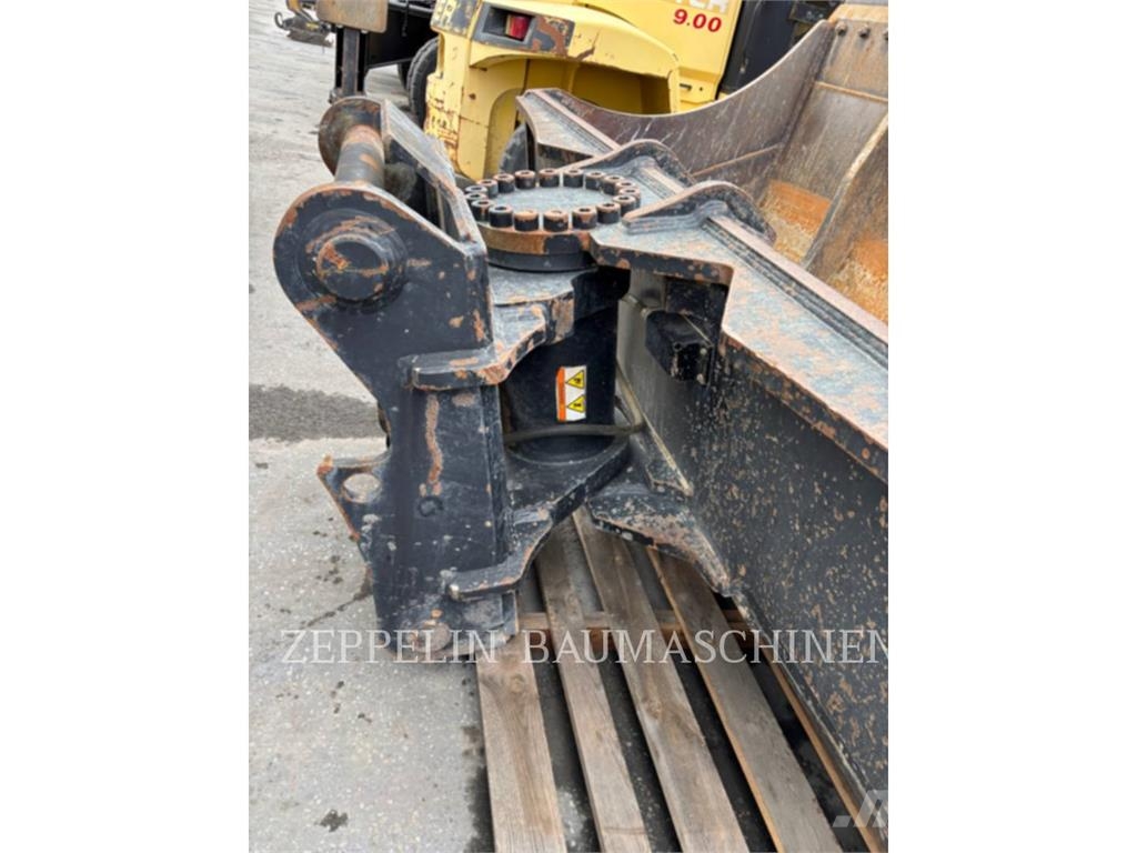 ZFE GMBH GLV 3M 4 CBM OQ90 Tranšeju racēji