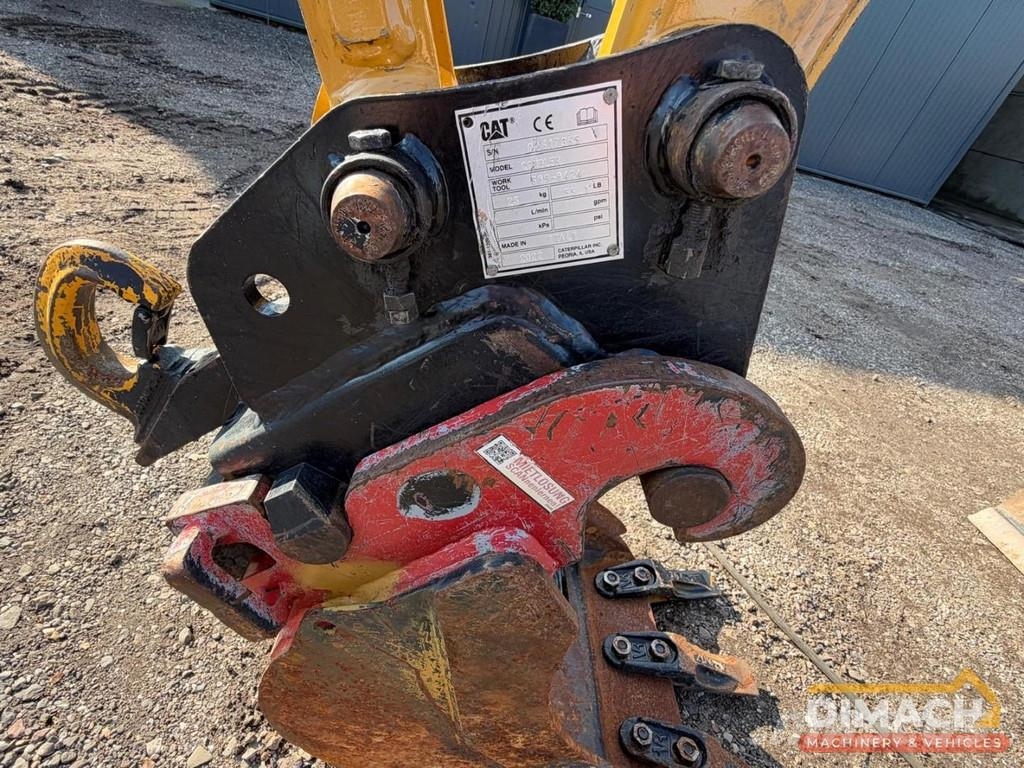 CAT 301.8 Hydraulic quick coupler CW - FULL SERVICE Minigraafmachines < 7t