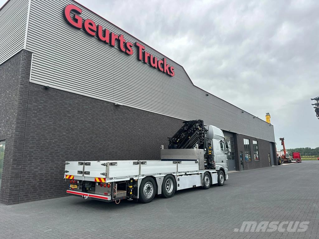 DAF XF 530 8X2+HIAB 1055E-8+JIB 150X-6 KRAAN/KRAN/CRAN Kranen voor alle terreinen