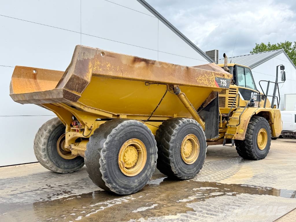 CAT 735 - Automatic Greasing / Camera Dumper - Knickgelenk