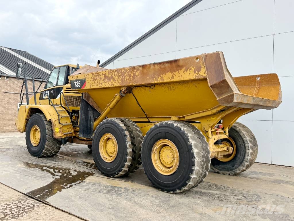 CAT 735 - Automatic Greasing / Camera Dumper - Knickgelenk