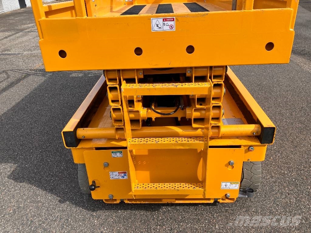 HAULOTTE COMPACT10 - NEW BATTERIES Schaarhoogwerkers