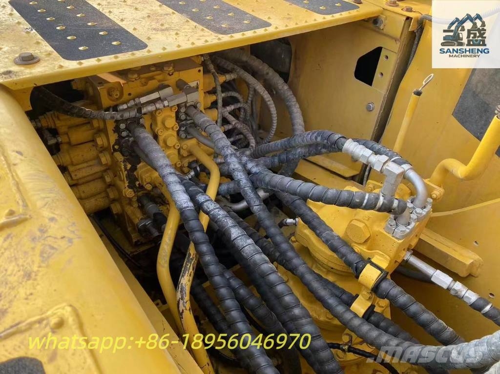 Komatsu PC 220 Bageri guseničari