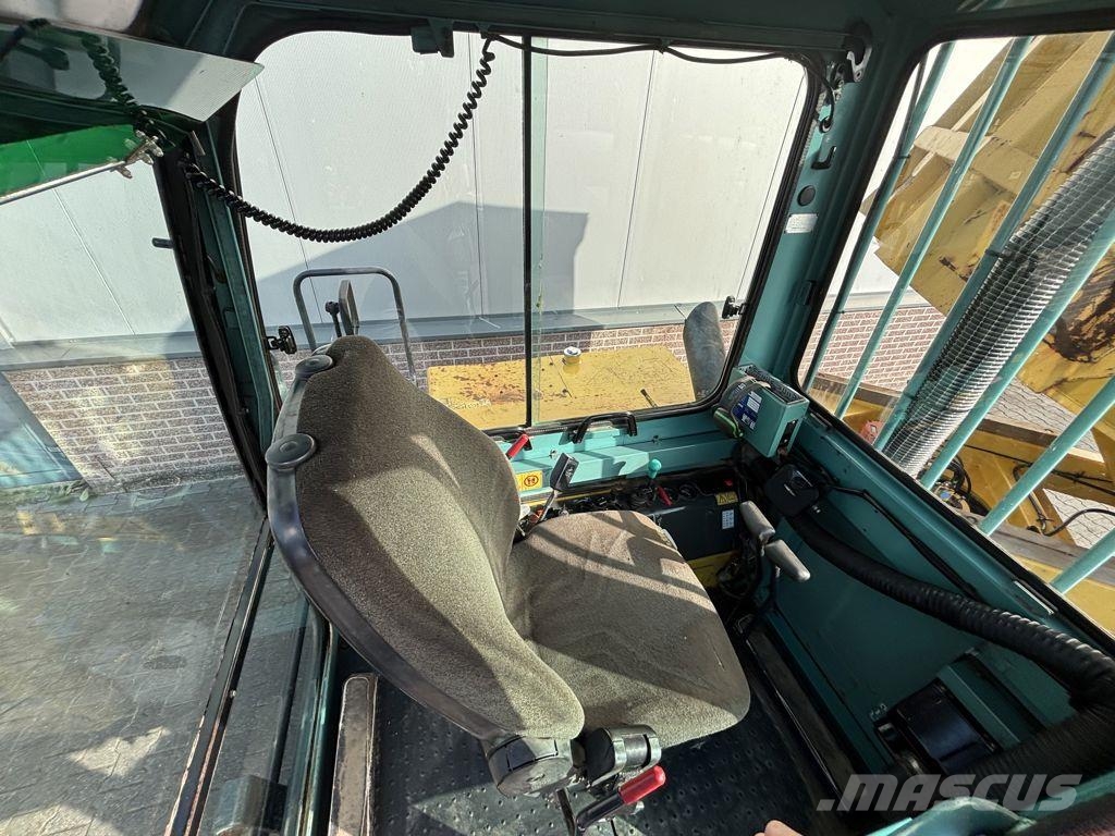 Yanmar C50R Tracked dumpers