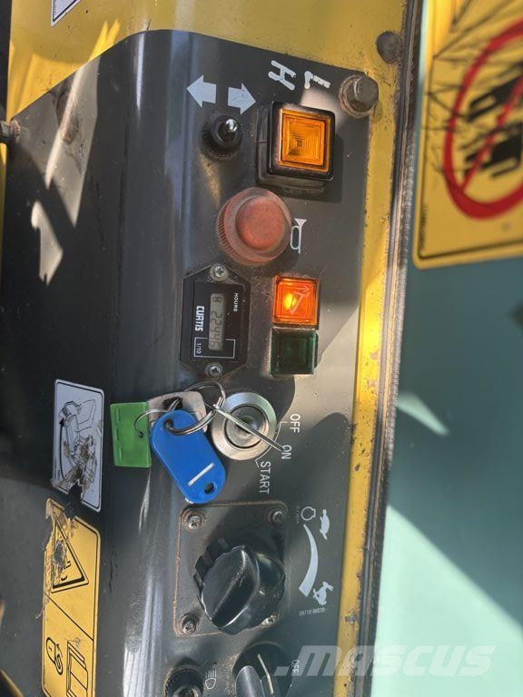 Yanmar C50R Tracked dumpers