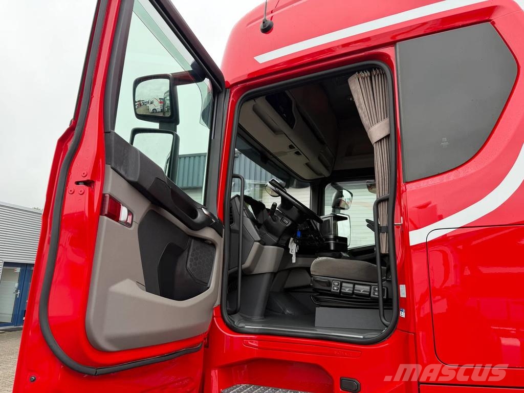 Scania S460 SUPER *445 Tkm* Retarder 2 Tank Full Spoiler Naudoti vilkikai