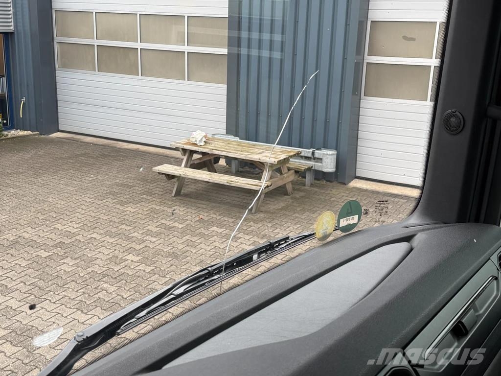 Scania S460 SUPER *Vecto 3* Retarder 2 Tank Full Spoiler Tegljači
