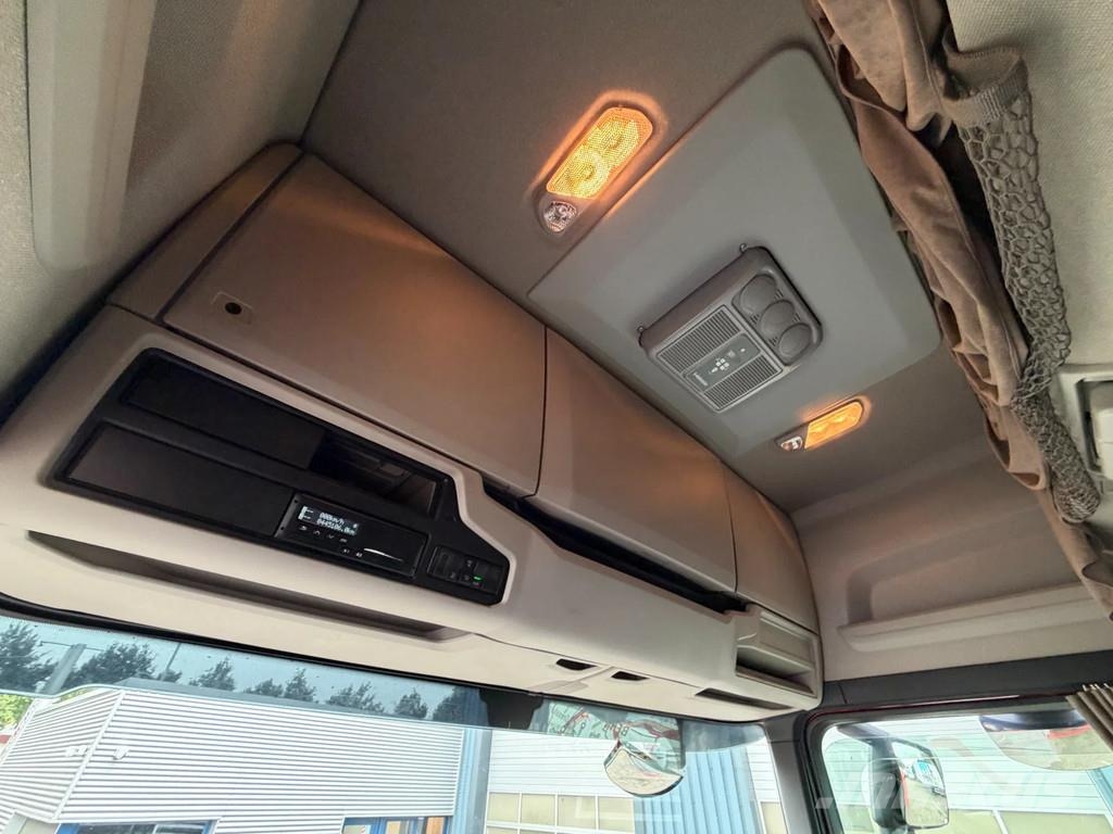 Scania S460 SUPER *Vecto 3* Retarder 2 Tank Full Spoiler Tegljači