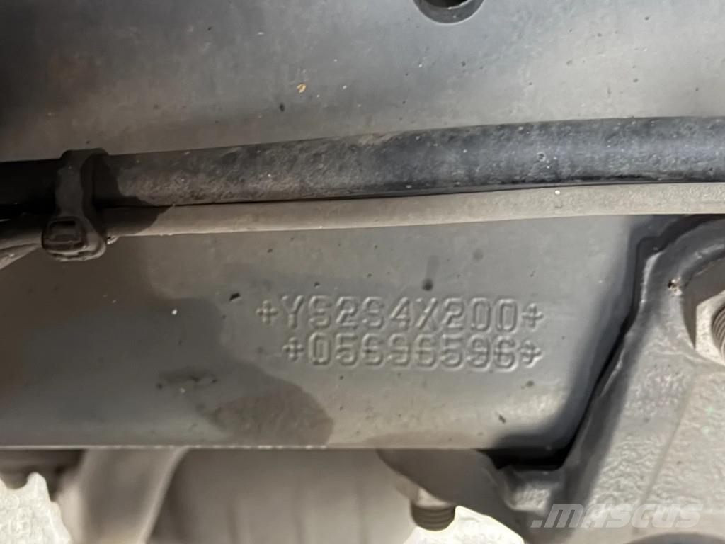 Scania S460 SUPER *Vecto 3* Retarder 2 Tank Full Spoiler Tegljači