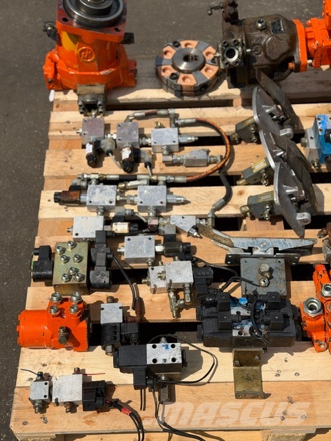 Mecalac 11 CX used hydraulic parts complet rexroth hydroma Hydrauliikka