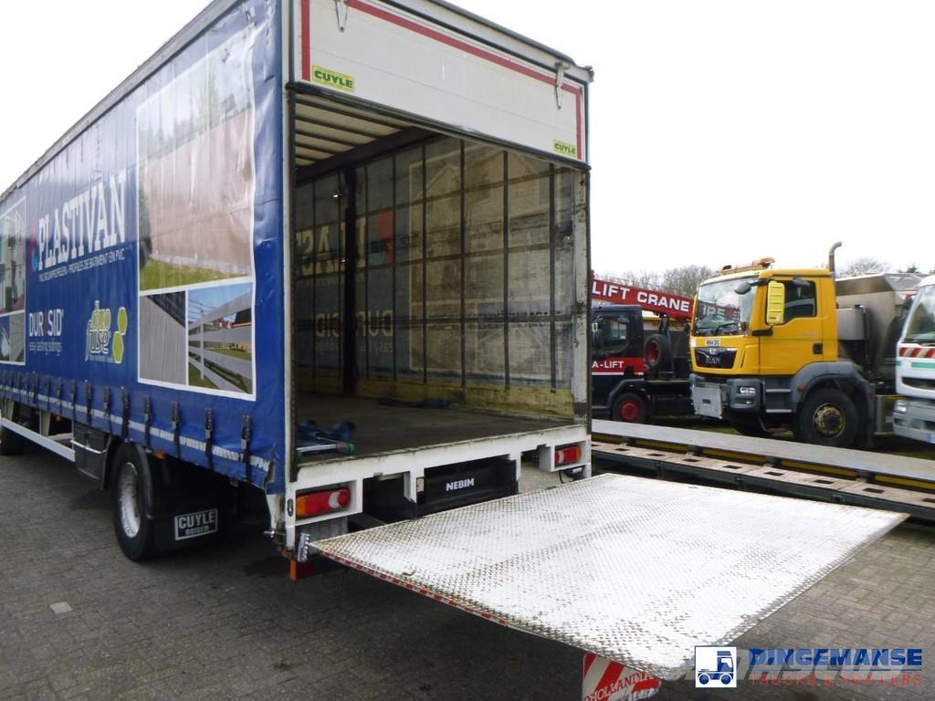 Volvo FL 240 4x2 curtain sider Camiones de caja de lona
