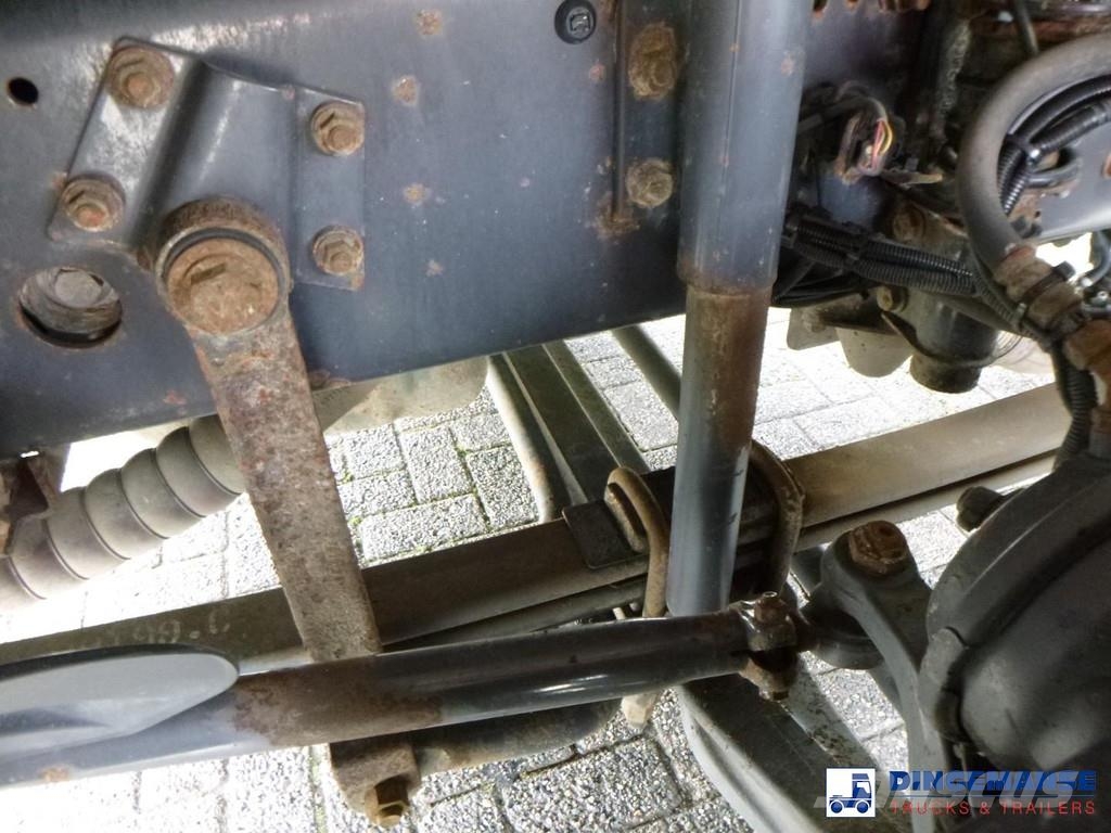 Volvo FL 240 4x2 curtain sider Camiones de caja de lona