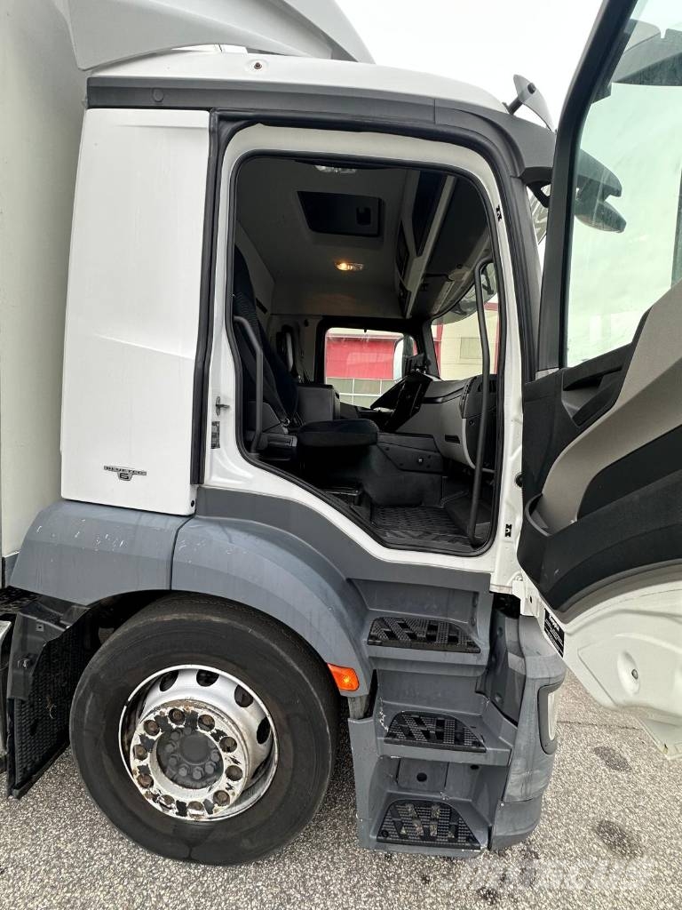 Mercedes-Benz ANTOS 1827 Seria 0877 Furgons