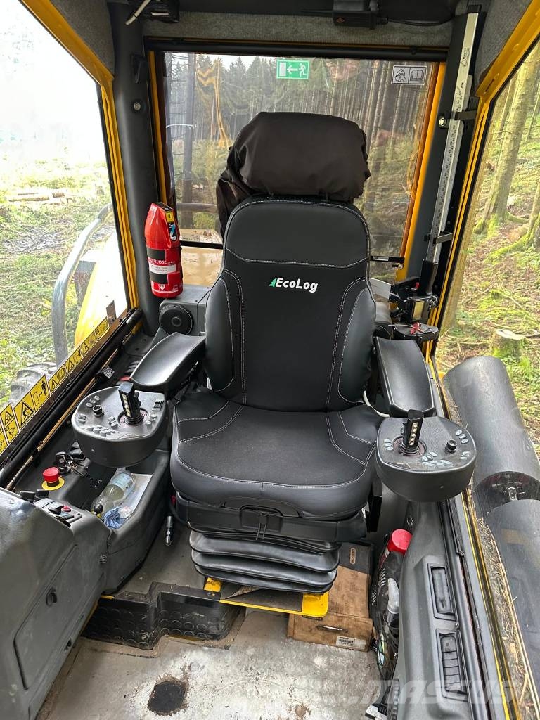 Eco Log 688F mit Waratah H425 Harvesters