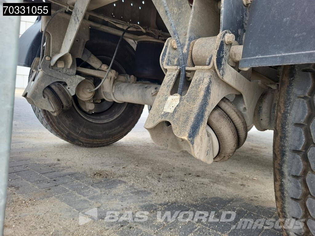 Schmitz Cargobull SCB*S3D Lift Axle Cramaro Semirremolques de volteo