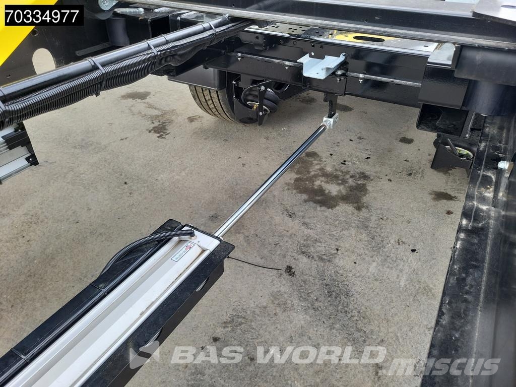 Orthaus A3 3 axles NEW Multi 45ft Lift Axle SAF Containerframe semi-trailers