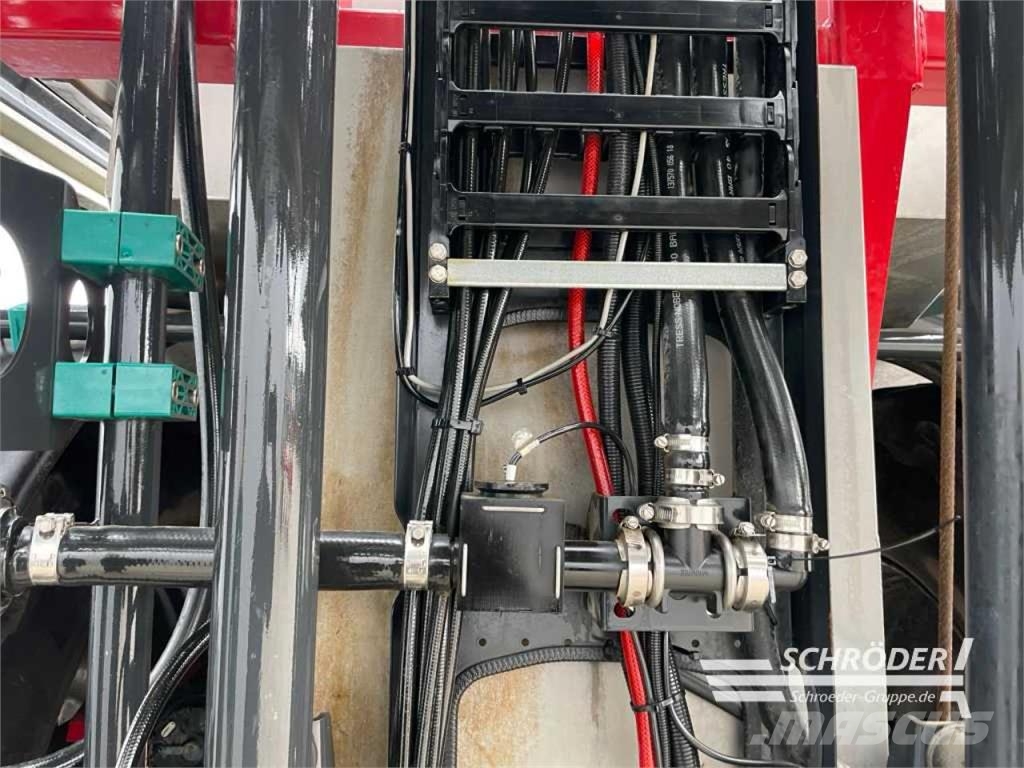 Horsch LEEB GS 6000 الرشاشات