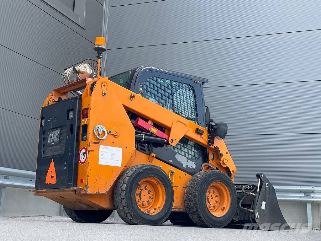 CAT 226D Schrankladers