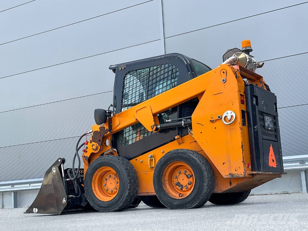 CAT 226D Schrankladers