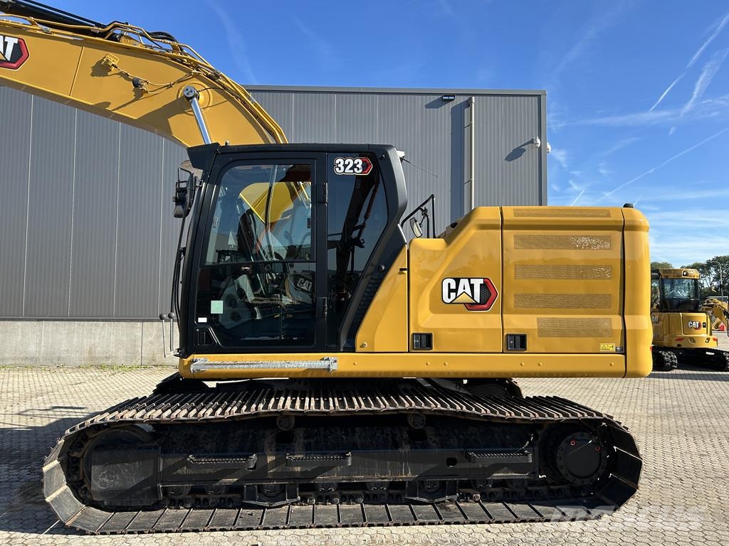 CAT 323-07 Bagri goseničarji