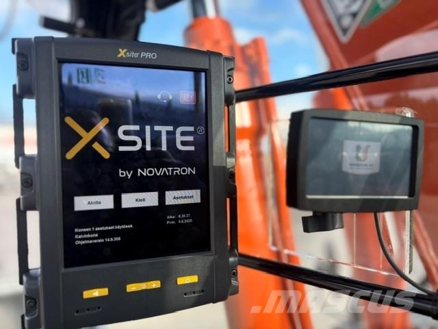 Hitachi ZX135US-7   -STAGE 5- ENGCON+3D LAITTEET Excavadoras sobre orugas
