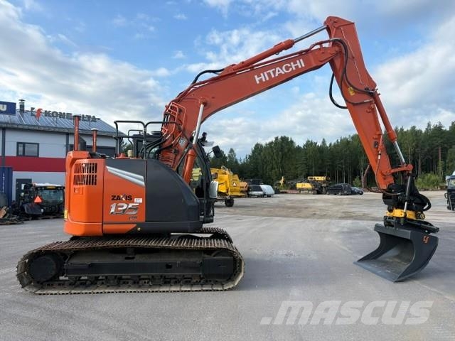 Hitachi ZX135US-7   -STAGE 5- ENGCON+3D LAITTEET Excavadoras sobre orugas