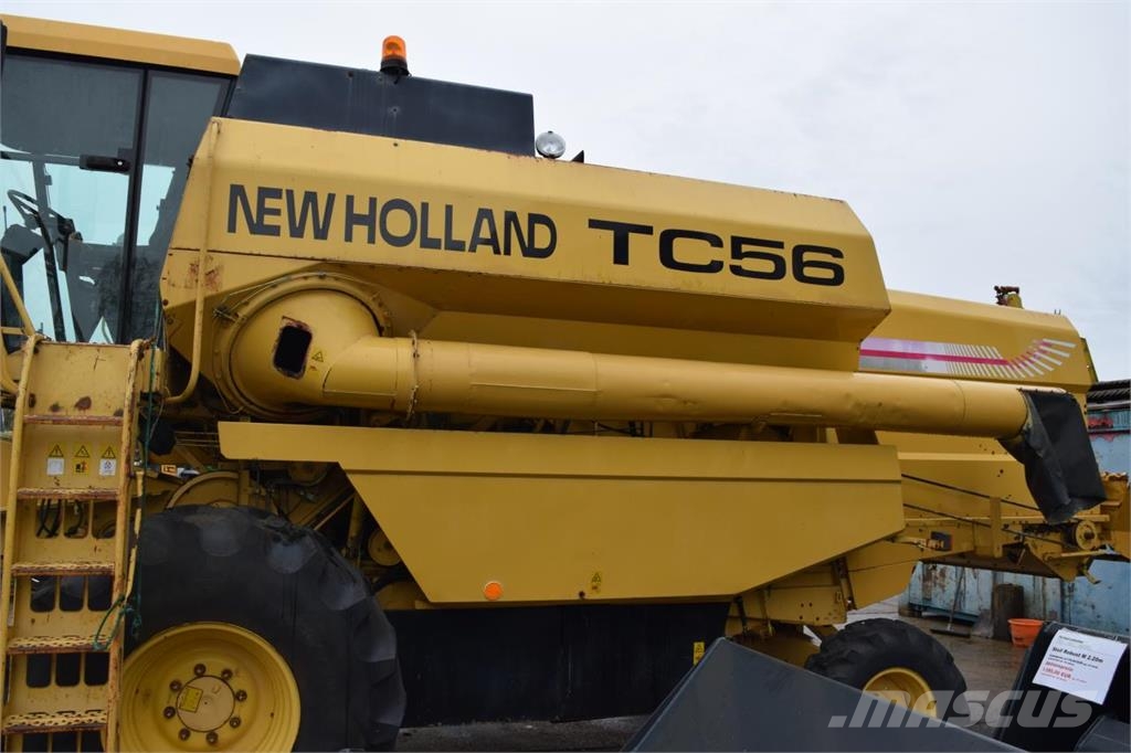 New Holland TC 56 Kombajni