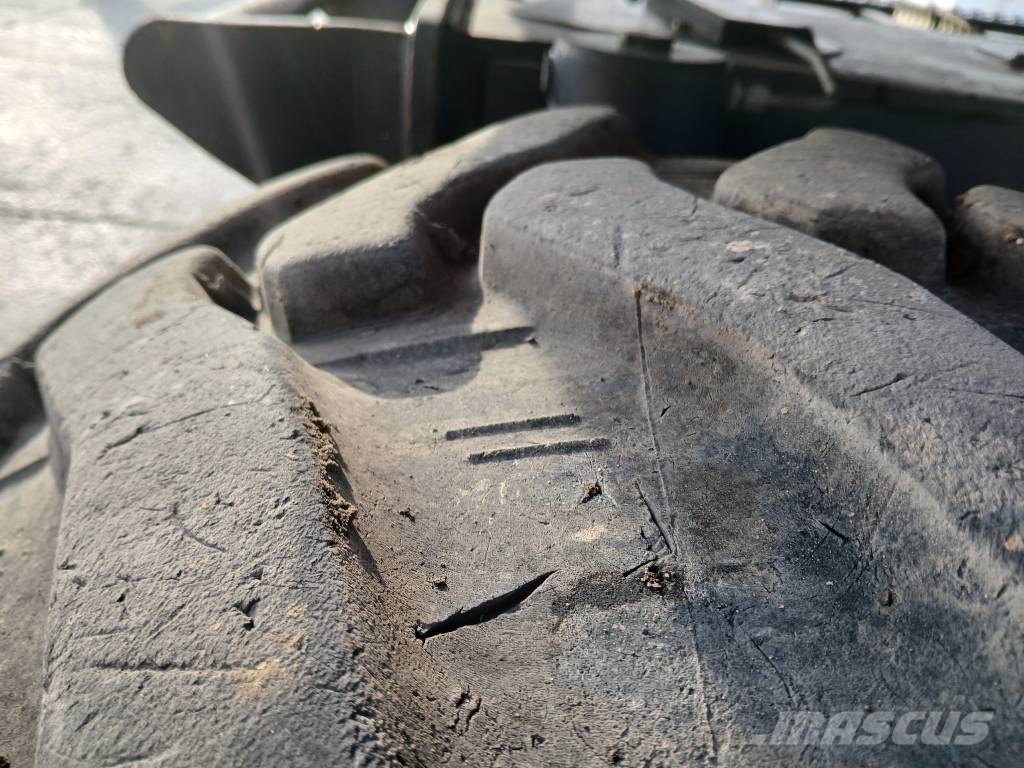 Doosan DX 140 W-5 Pelle sur pneus