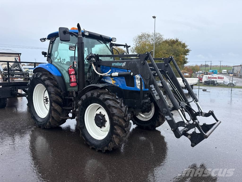 New Holland T 6020 Tractoren