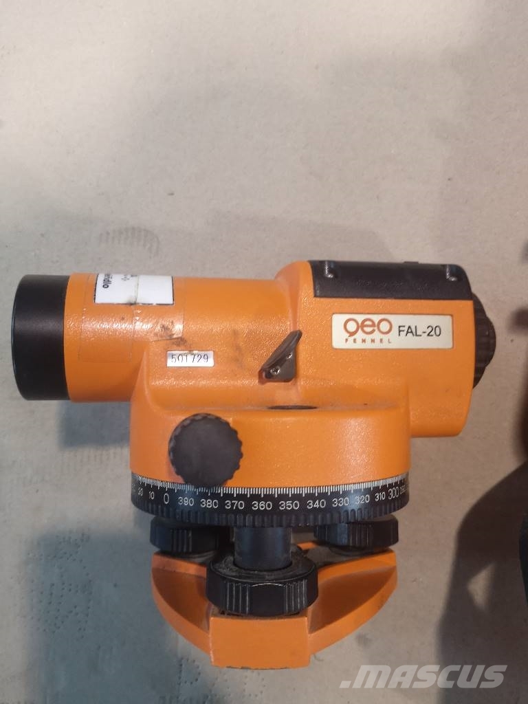 Nivelační přístroj 9808515 C31 Přístroje, měřící a automatizační zařízení