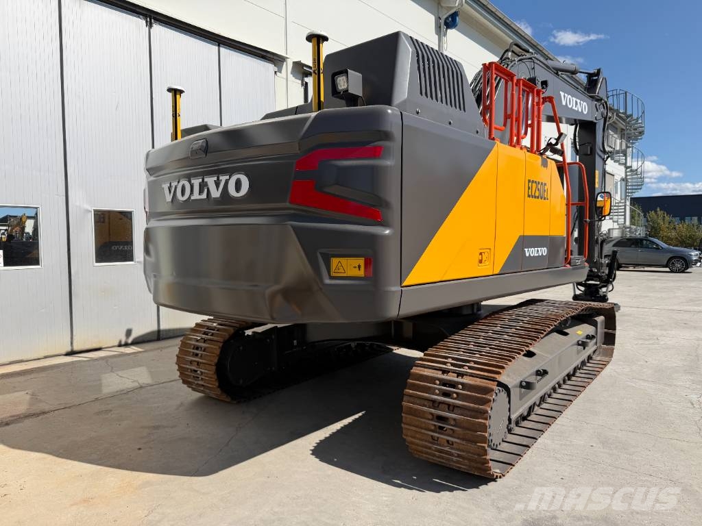 Volvo EC 250 EL Excavadoras sobre orugas