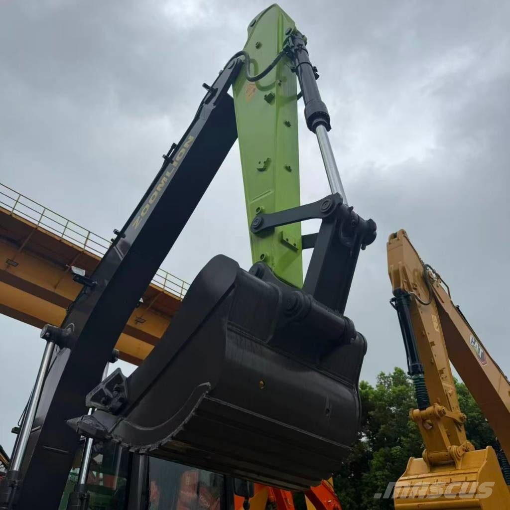 Zoomlion ZE 135 G Гусеничні екскаватори