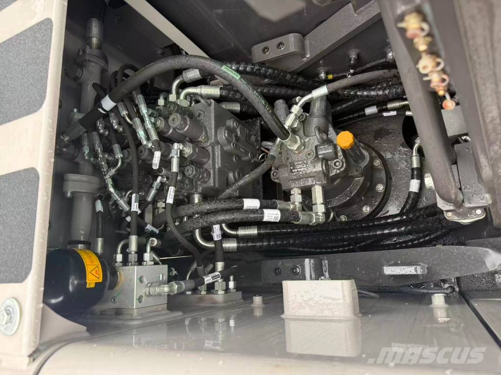 Zoomlion ZE 135 G Гусеничні екскаватори