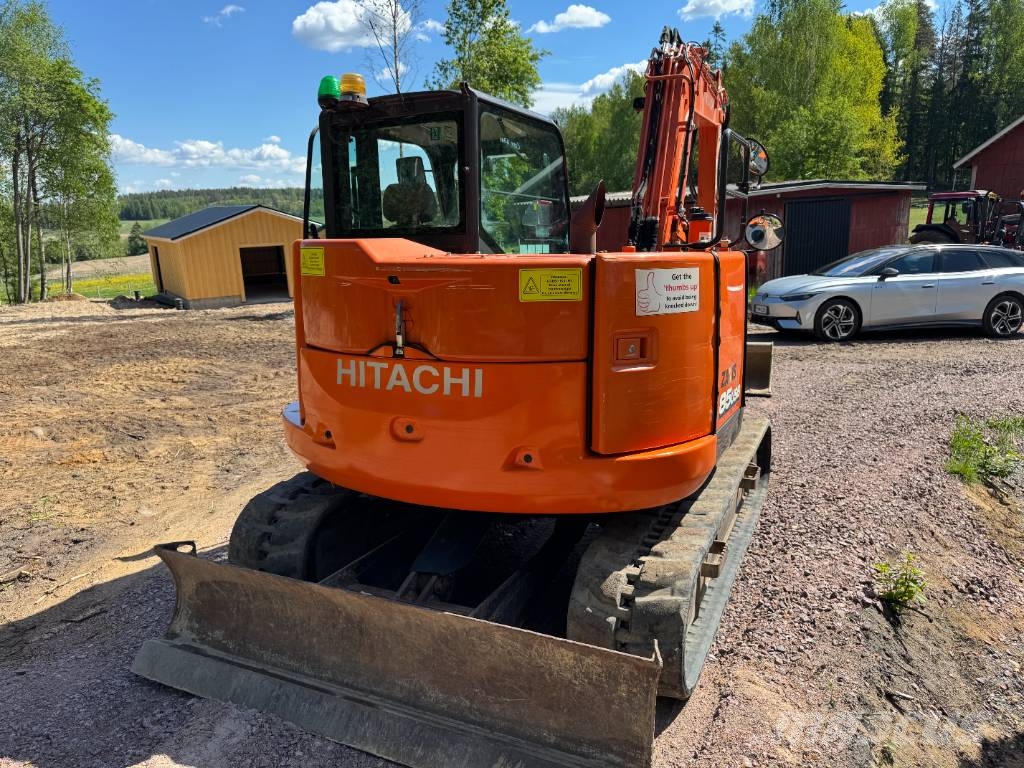 Hitachi ZX85USB-6 中型挖掘机