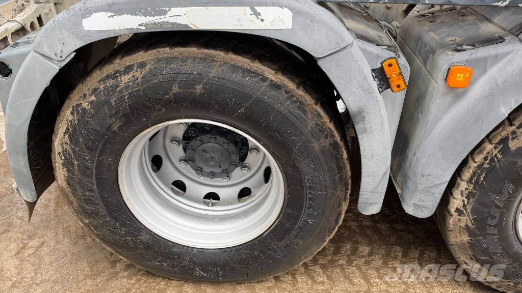 MAN TGA 26.350 Betonmixers en pompen