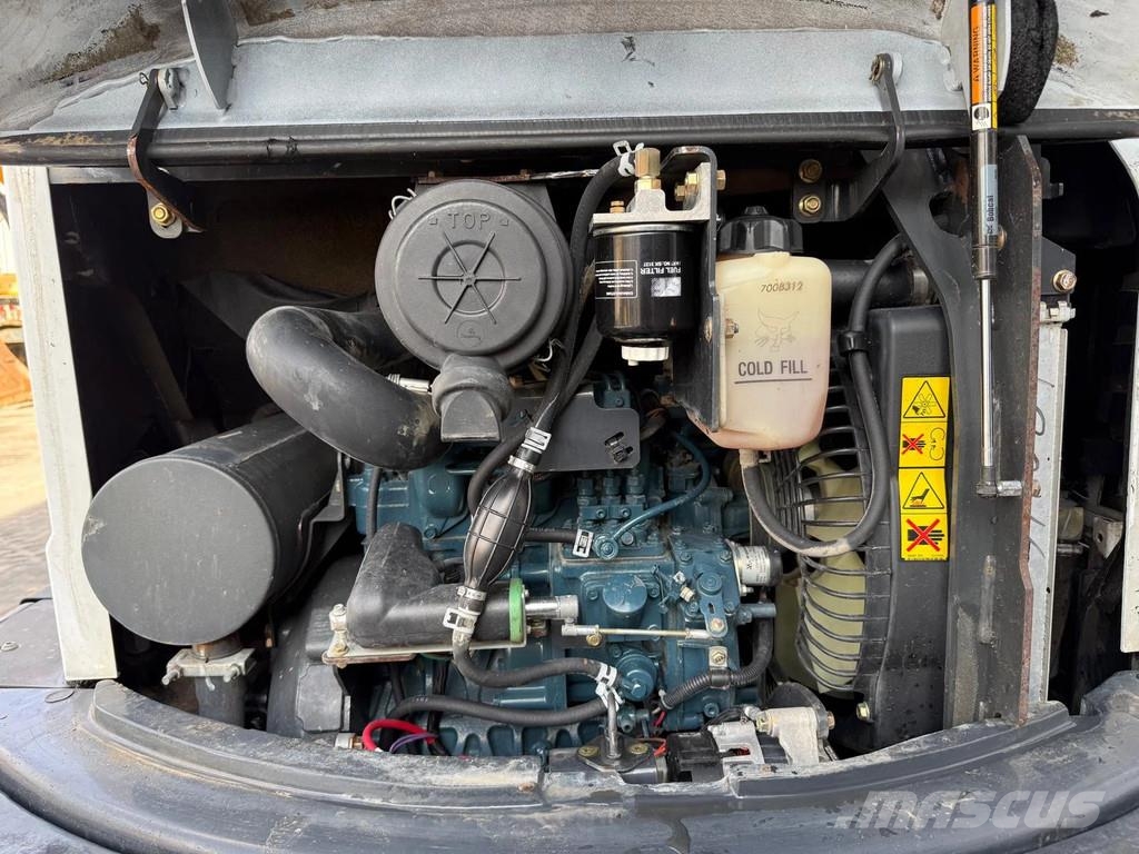 Bobcat E32 Mini rýpadla < 7t