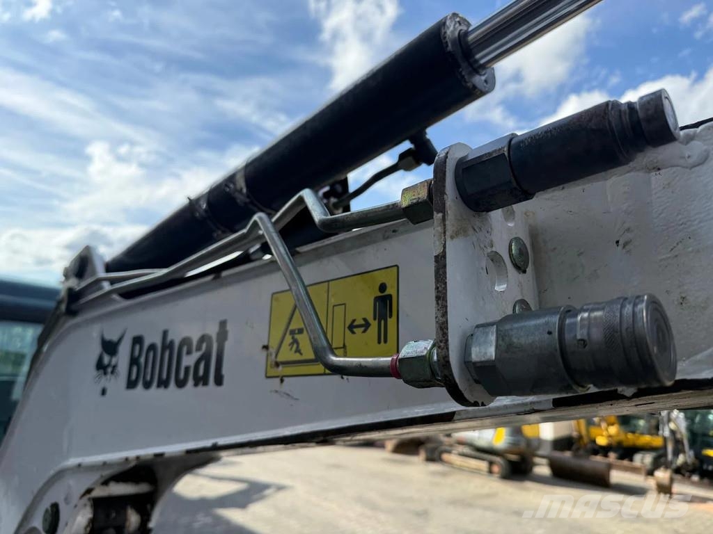 Bobcat E32 Mini rýpadla < 7t