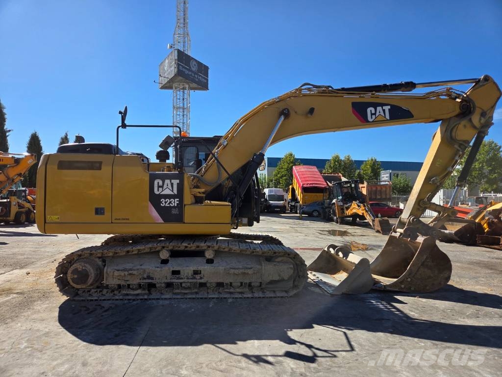 CAT 323 F Excavadoras de cadenas