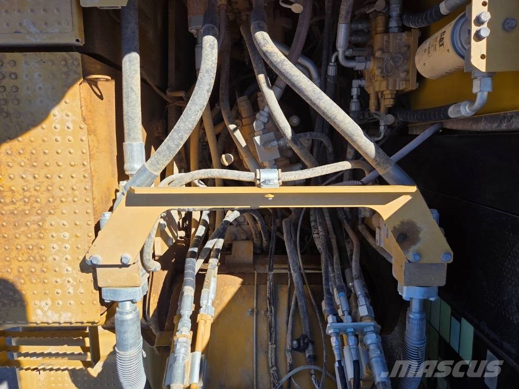 CAT 323 F Excavadoras de cadenas