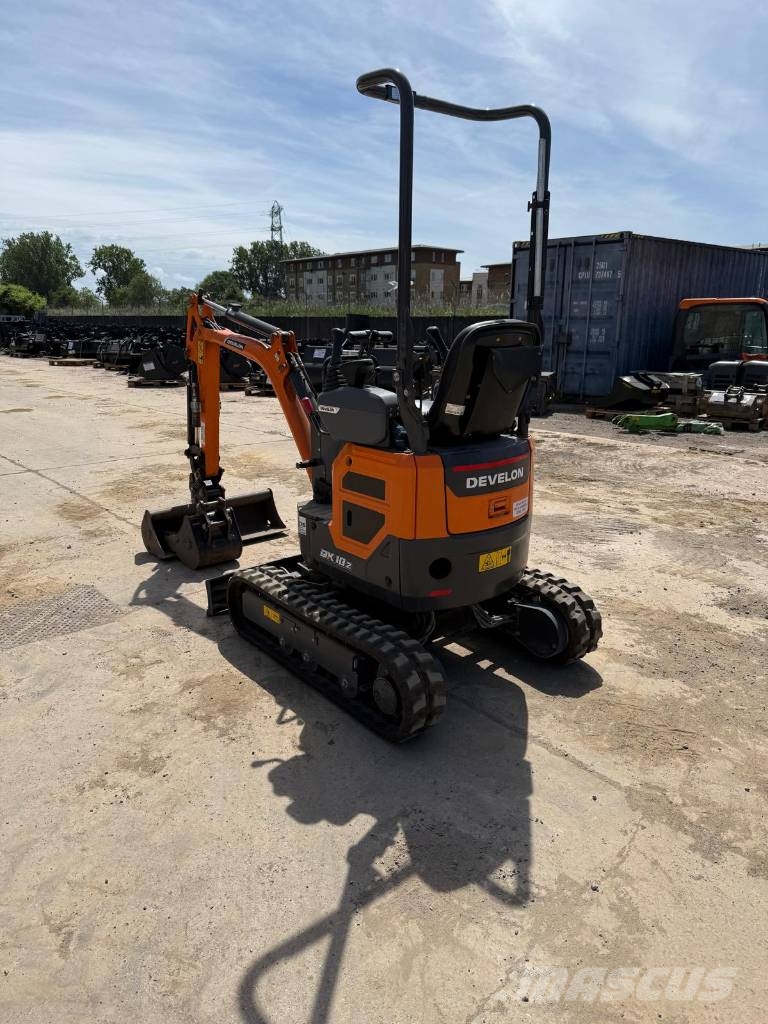 Develon DX 10 Z-7 حفارات صغيرة أقل من 7 طن (حفارات صغيرة)