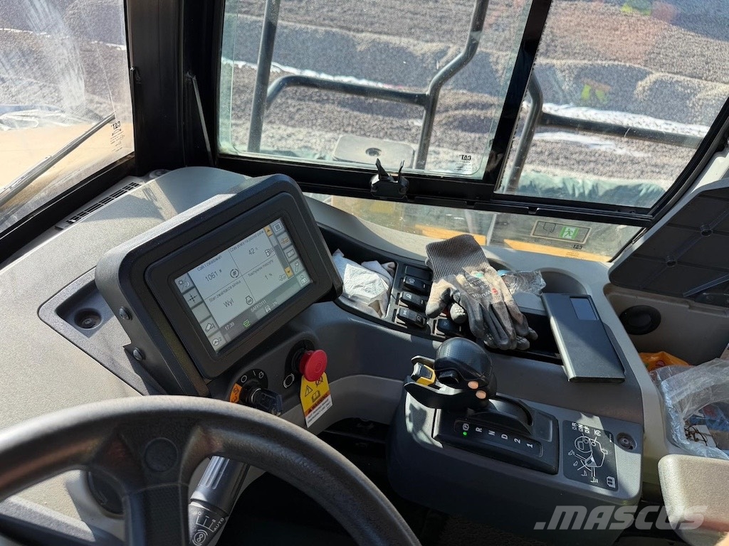 CAT 730 Zglobni demperji