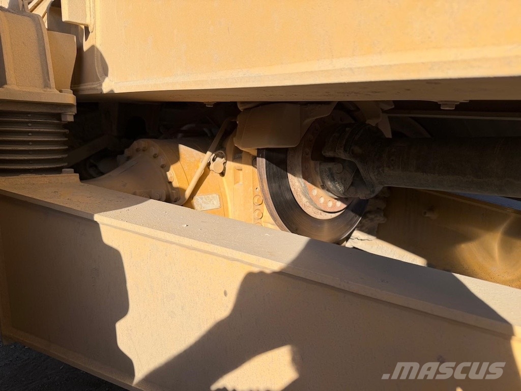 CAT 730 Zglobni demperji