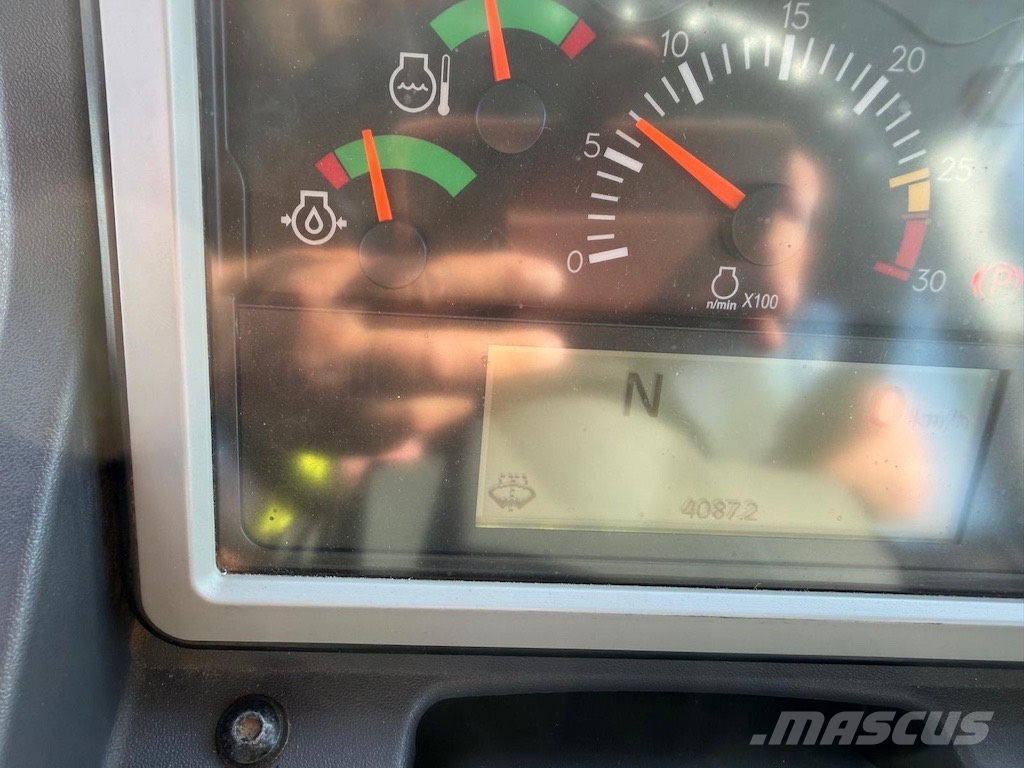 CAT 730 Zglobni demperji