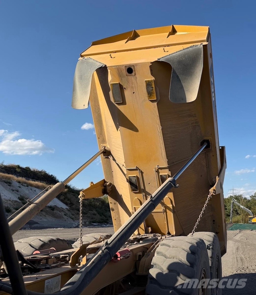 CAT 730 Zglobni demperji