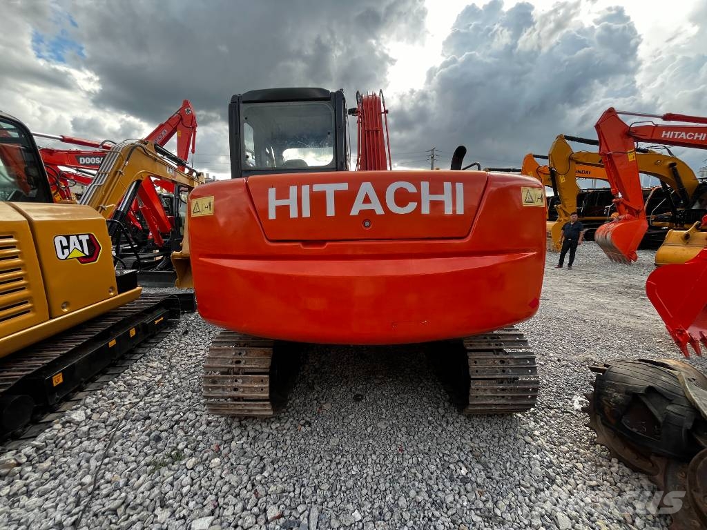 Hitachi ZX 70 Mini bagri <7t
