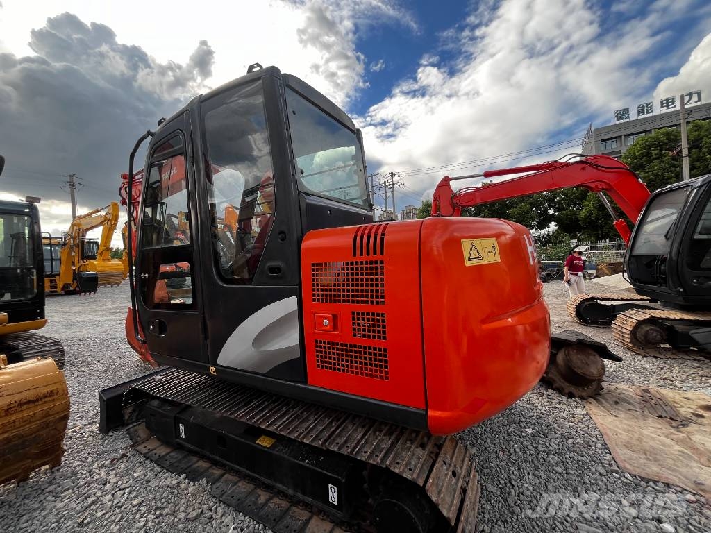 Hitachi ZX 70 Mini bagri <7t