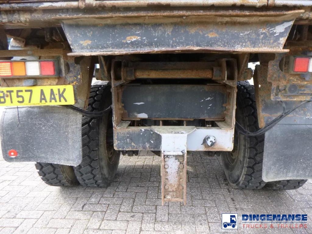 DAF CF 75.310 6x4 RHD tipper + HMF 1144 K-1 + grapple Guindastes todo-terreno