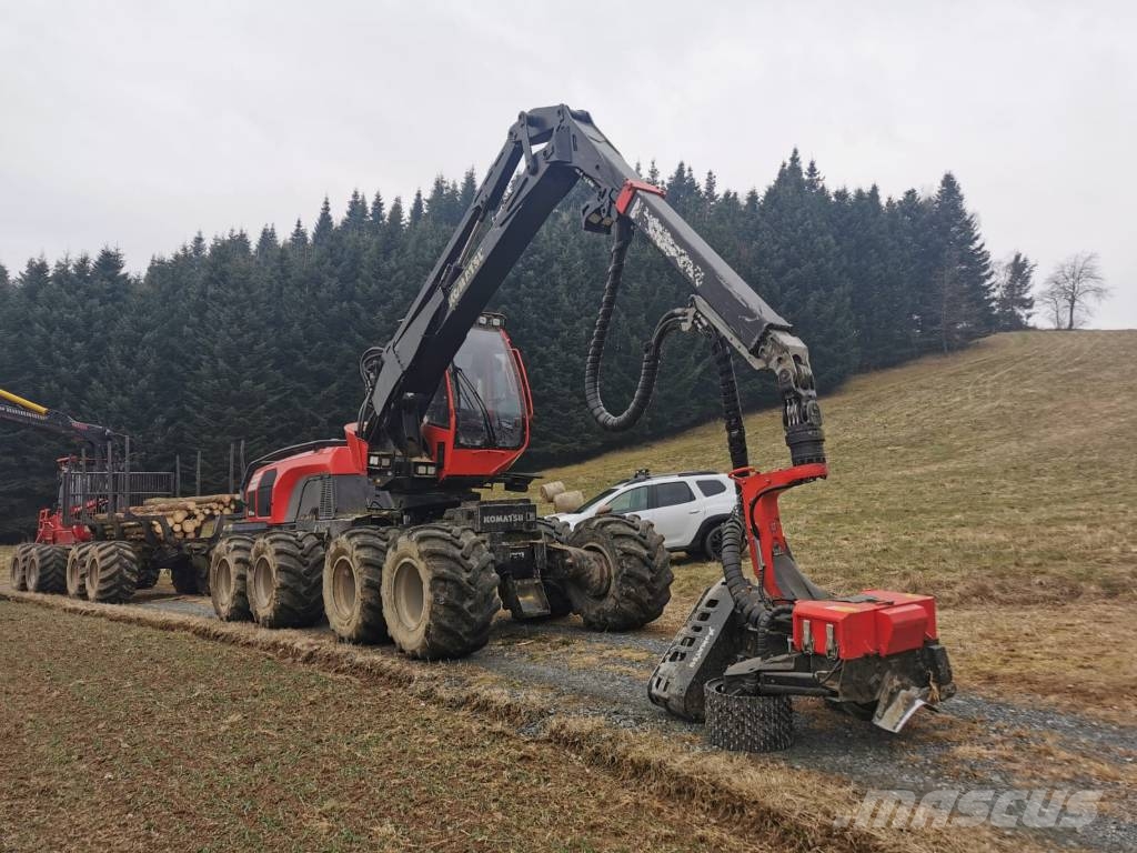 Komatsu 931 XC 원목 하베스터