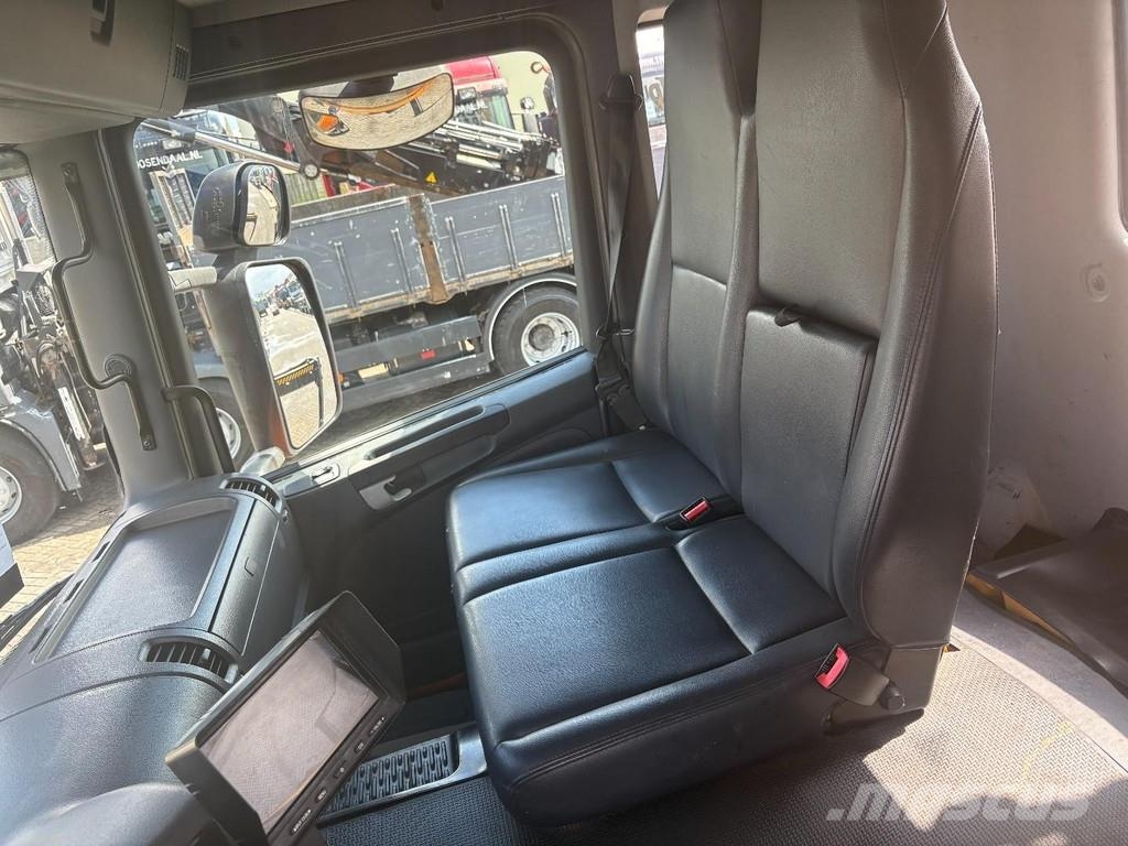 Scania P280 + HIAB 111BS-2 DUO + 6X2 + HOOKSYTEM + EURO 5 Camiones polibrazo